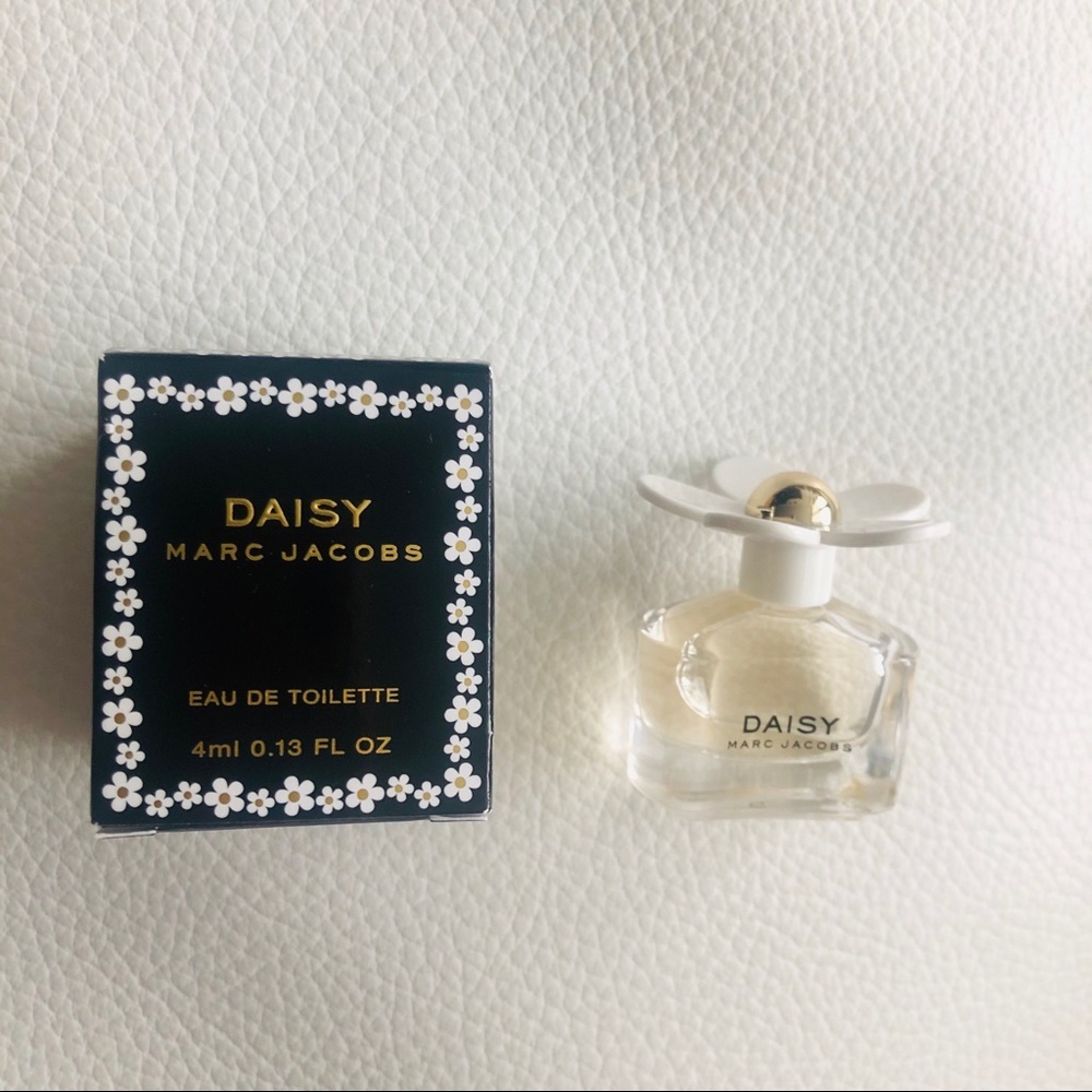 Daisy new Marc Jacobs Toilette 4ml Mini